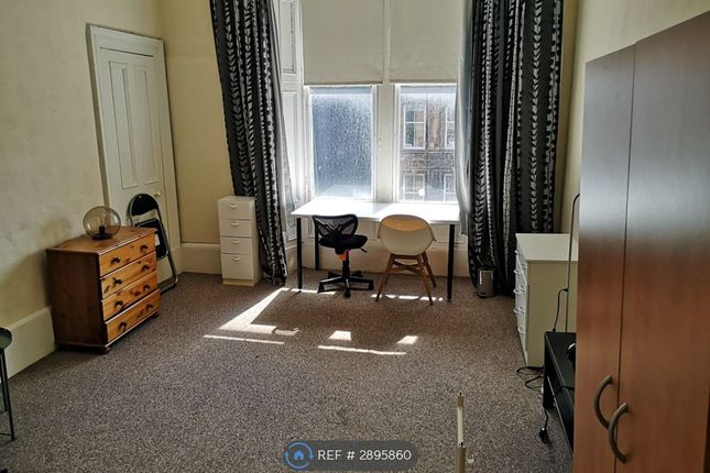 Flat, Derby Street, Glasgow photo 4