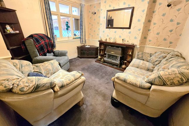 34 Dunraven Street, Bridgend photo 3