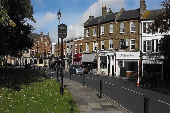 Compton Road, Winchmore Hill Station, London photo 5