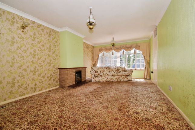 39, Adlington Road, Leicester photo 2