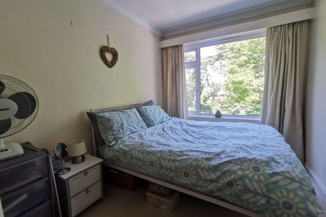Flat to rent in Lindsay Road, Branksome Park, Poole