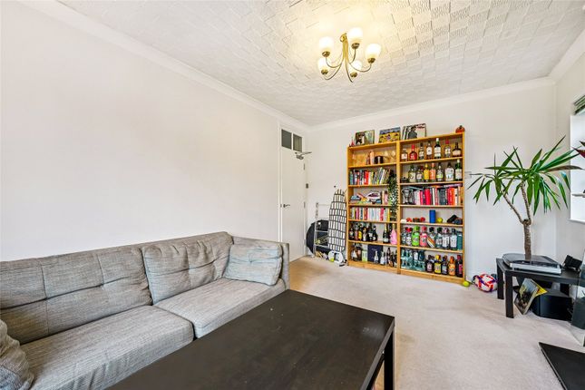 63, Westville Road, Shepherds Bush photo 2