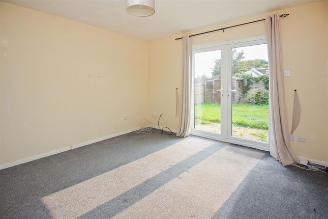 10, The Coppice, Canterbury photo 3