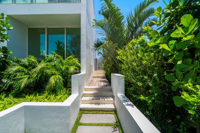 Property for sale in West 48th Street, Miami Beach, Florida, 33140