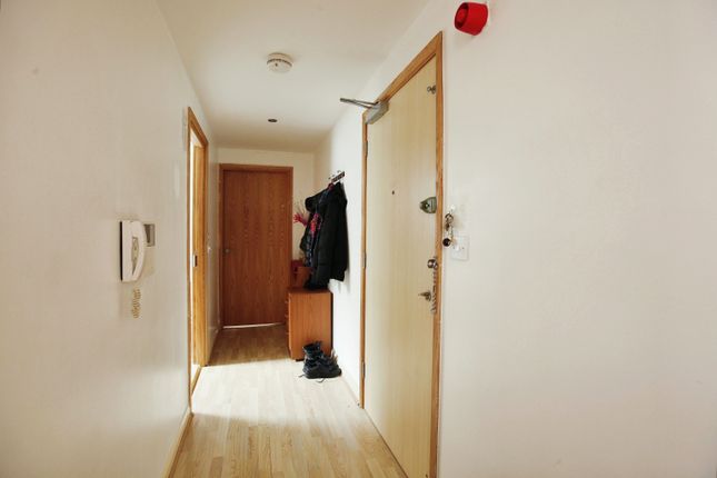 Flat 13 Fleet Court, 26, Fleet Steet, Torquay photo 4