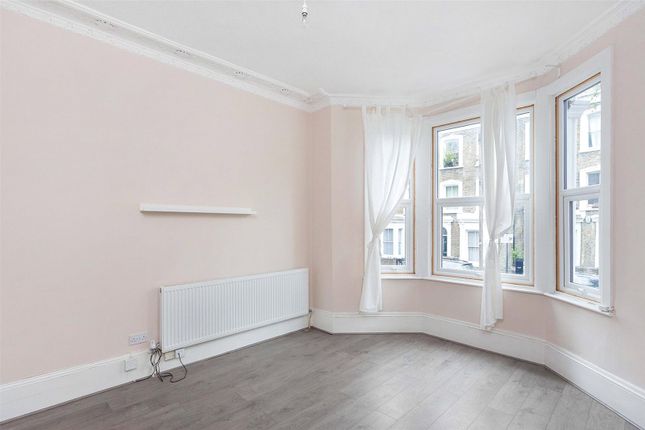 Dalyell Road, London photo 4