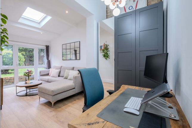 Flat for sale in Ritherdon Road, London