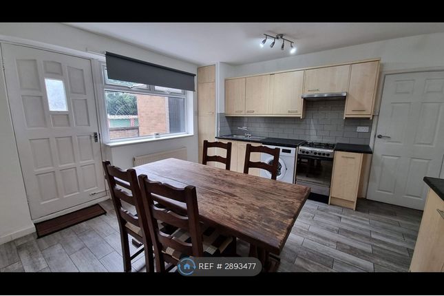 Foxcroft Way, Leeds photo 4