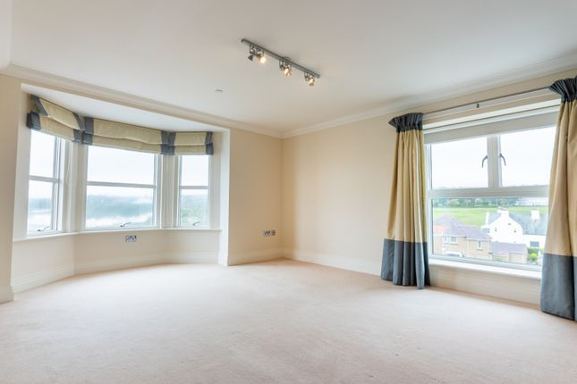 Flat for sale in Apt. 12 Kensington Place Apartments, Imperial Terrace, Onchan