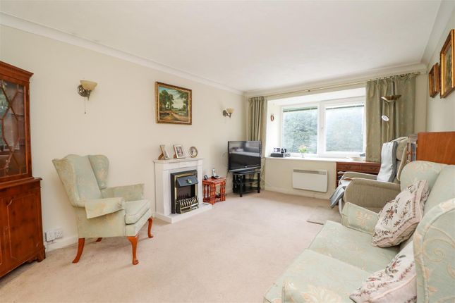 25, Homestream House, Mill Bay Lane, Horsham photo 2