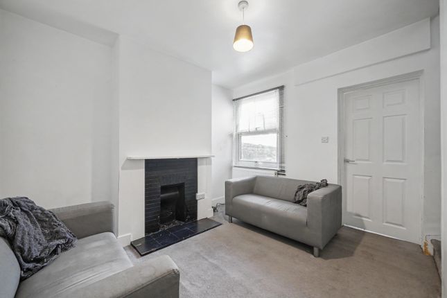 12 Pell Street, Reading photo 2