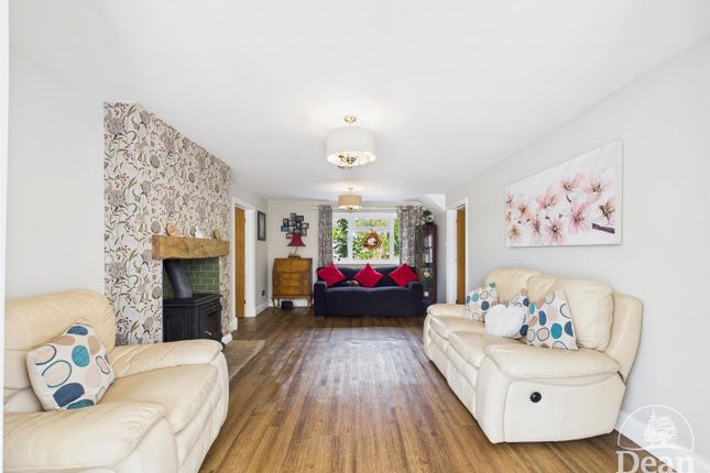 2, Llanwirthy, Ross-On-Wye photo 3