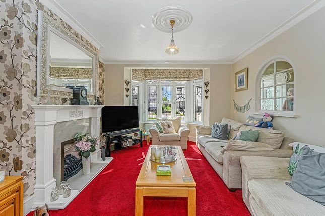 95, Middleton Avenue, Chingford photo 4
