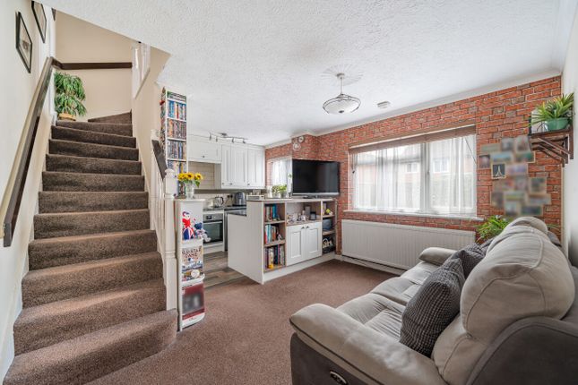 37, Cambridge Road, Surrey photo 4