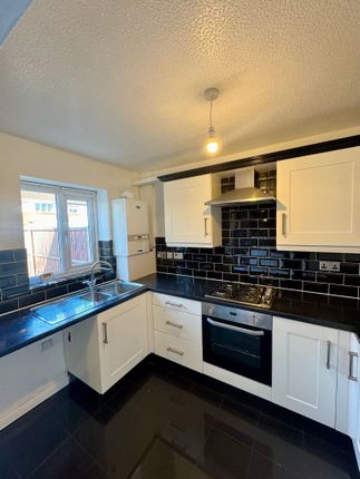 5, Carland Close, Liverpool photo 4