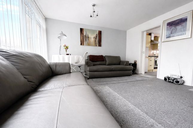 46, Gorse Hey Court, Liverpool photo 2