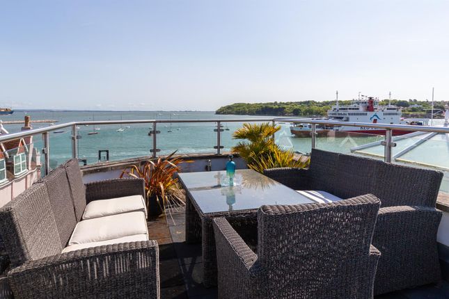 Flat for sale in Panoramic Harbour Views, High Street, Cowes PO31