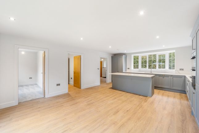 Plot 15, The Parklands (Sudbrooke)-9