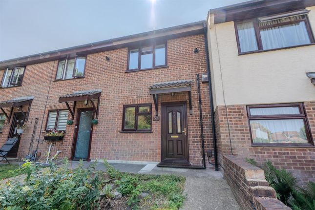 Chalbury Close-01.Jpg