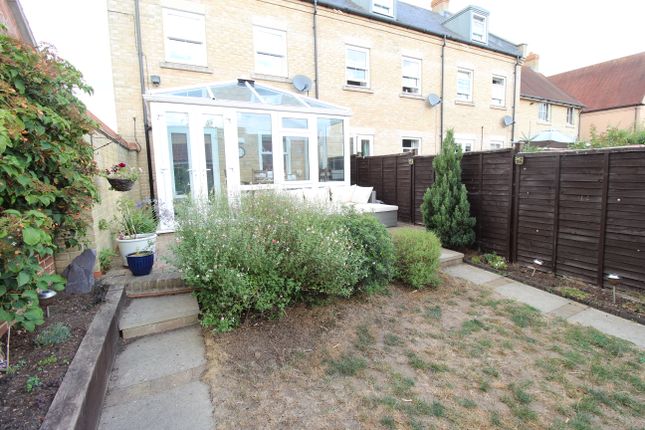 4, Fen Way, Bury Saint Edmunds photo 5