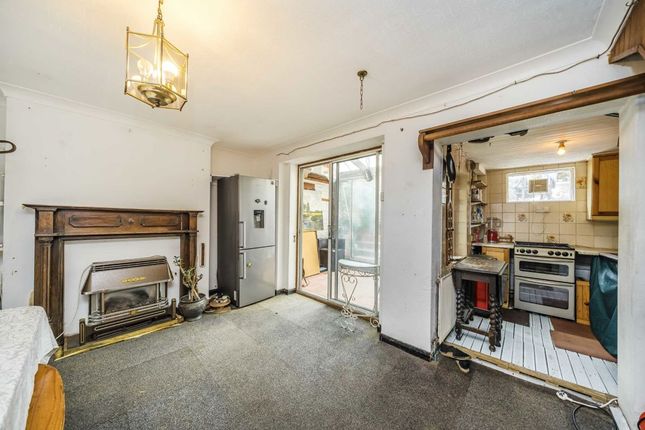 101, Trinity Road, London photo 4
