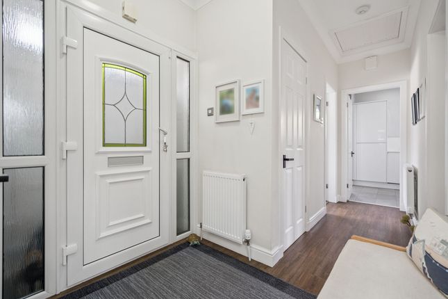 9 Whitehill Place, Stirling photo 3