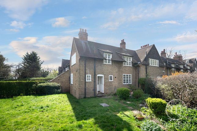 44 Asmuns Place, London, Greater London photo 2