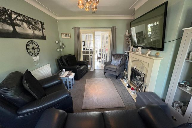 1457, Thornton Road, Bradford photo 2