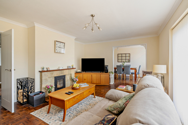 24, Silchester Road, Pamber Heath photo 4