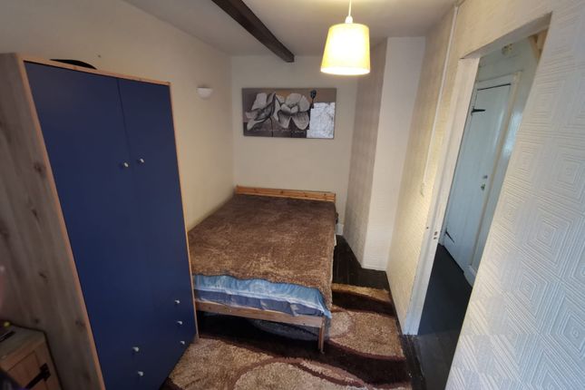 Room to rent in Billesley Lane, Moseley, Birmingham