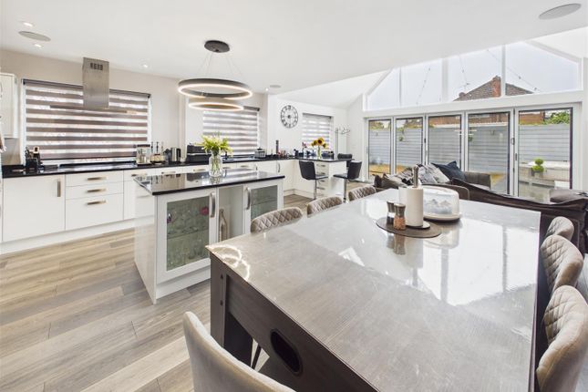 1, Wolsey Drive, Walton on Thames photo 3