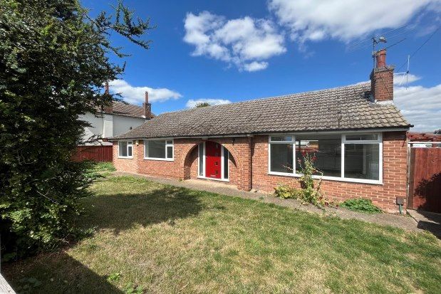 Thumbnail Bungalow to rent in Abbey Road, Nottingham