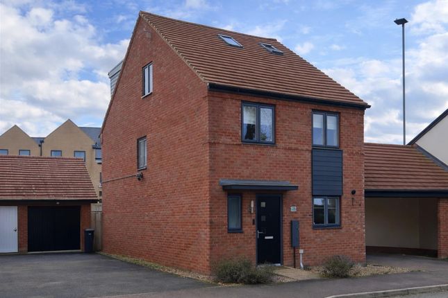 23, Friesland Avenue, Milton Keynes photo 2