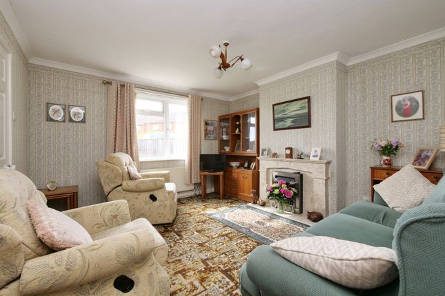 10 Waterlake, Stalbridge, Stalbridge photo 3