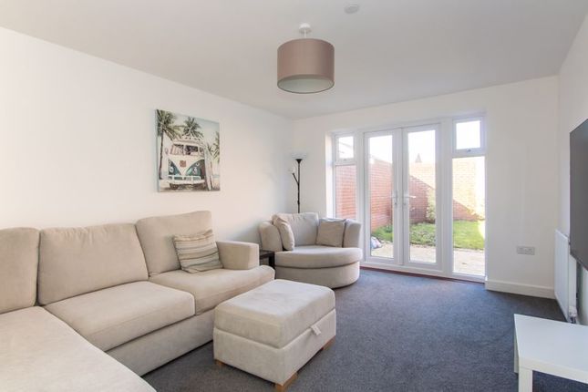 5, Flat Holm Close, Sully photo 2