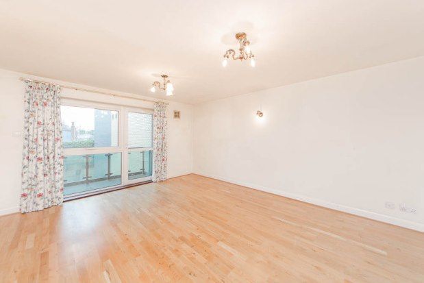 Flat to rent in Chelsea Village, London