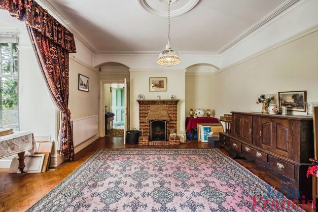 Caerhug House,, Llandissilio, Pembrokeshire photo 4