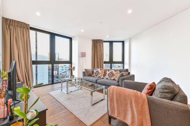 Thumbnail Flat for sale in Emery Way, Wapping, London