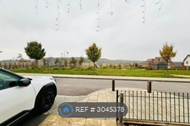 Croucher Avenue, Ebbsfleet Valley, Swanscombe photo 3