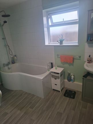 2, Beech Way, Waterlooville photo 5