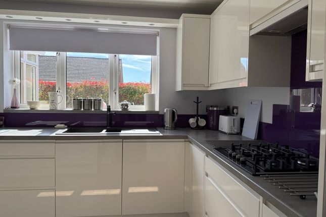 14 Dunley Way, Bishopdown, Salisbury photo 4