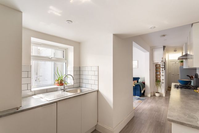 89a Ditchling Rise, Brighton photo 4