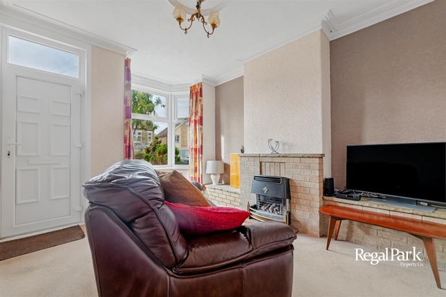 17, Queens Drive West, Peterborough photo 2
