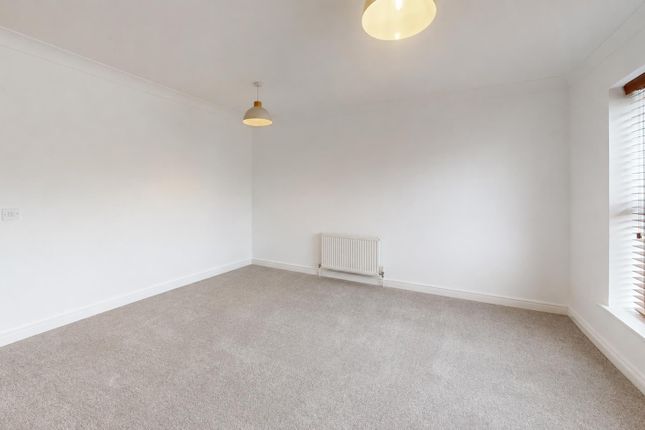 9, Poets Way, Pontyclun photo 3