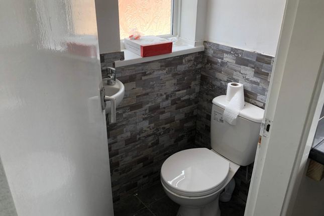 Terraced house to rent in Wednesbury Road, Walsall
