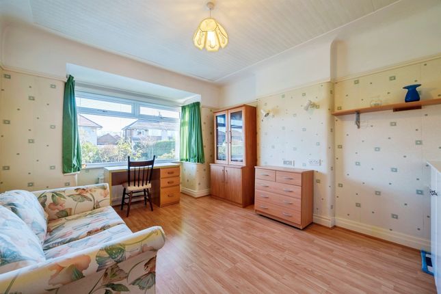 53, Wood Lane, Wirral photo 2