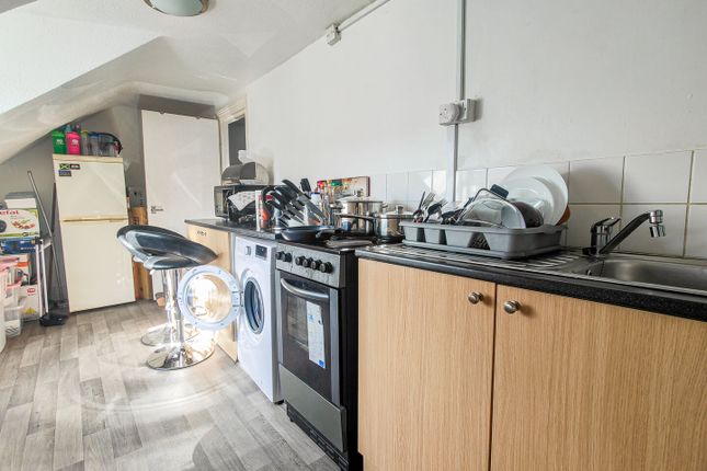 78c, Herbert Road, London photo 4