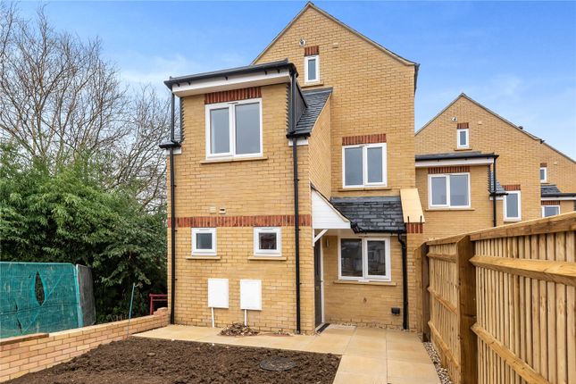 Thumbnail End terrace house for sale in Crescent Road, Cowley, Oxford