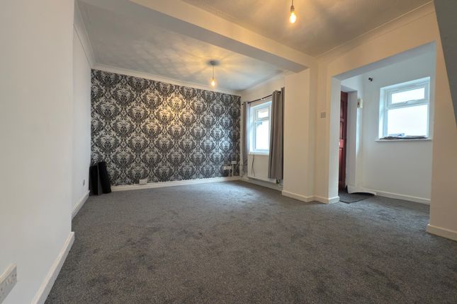 Clarendon street , Bedford  photo 2