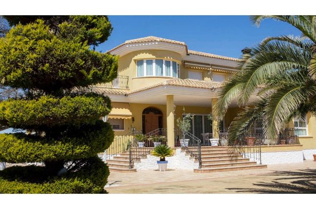 Thumbnail Villa for sale in 30510 Yecla, Murcia, Spain